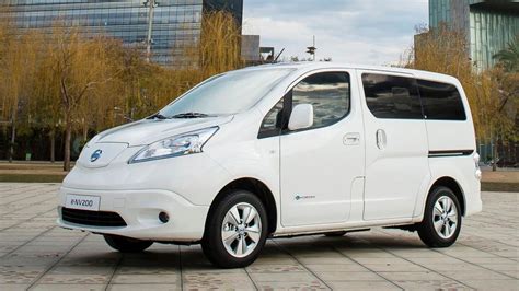 Nissan charge bietet nissan leaf fahrern eine. Nissan announces a new, longer range EV van - 280km in a ...
