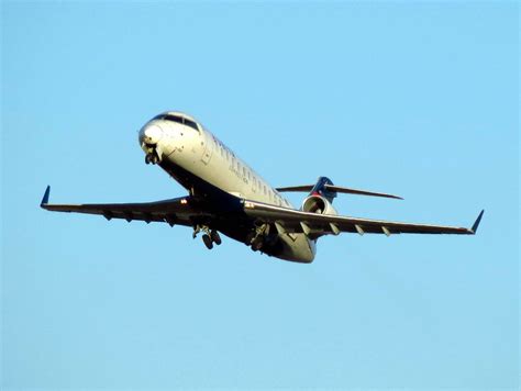 N847as Expressjet Airlines Bombardier Crj 200 Hartsfield J Flickr