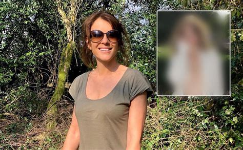 Gossip Girl Fame Elizabeth Hurley Goes Braless Under The Sun And Shes