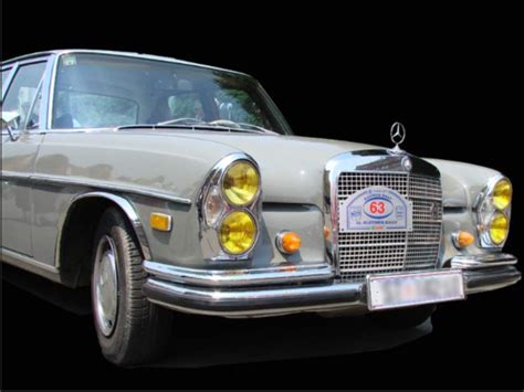 1970 Mercedes Benz Automatic Front Of Old 280s Mercedes 280 Classic