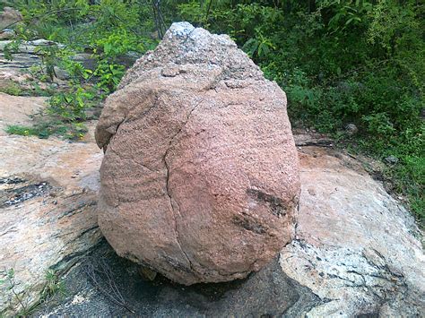 File:Rock stone.jpg - Wikimedia Commons