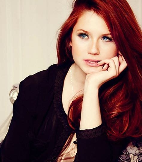 Bonnie Wright Aka Ginny Weasley All Grown Up And Gorgeous Movies