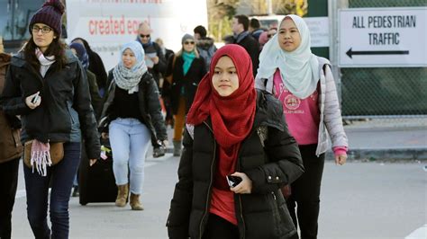 Us Muslim Women Debate Safety Of Hijab Amid Backlash Al Arabiya English
