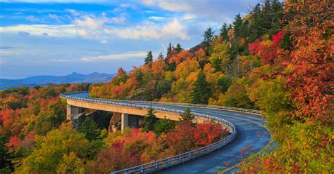Blue Ridge Parkway: A nearly 469-mile photo op