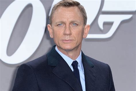 He is known for playing james bond in the eponymous film series, beginning with casino royale (2006). Daniel Craig Contact Details, Autograph Address, and Phone ...