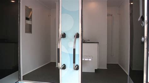 San Antonios Homeless Excited To Use New 3 Stall Mobile Shower Unit Kabb