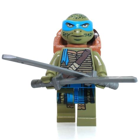 Lego Teenage Mutant Ninja Turtle Minifigure Leonardo With Scabbard