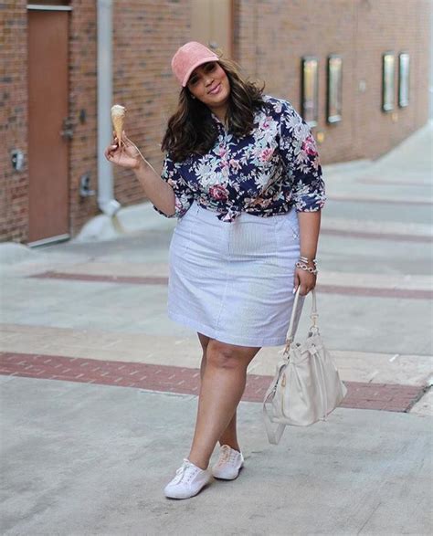 Pin By Garotas Fdp On Moda Casual Plus Size Plus Size Outfits Curvy