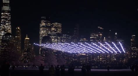 Swarm Of 500 Drones Lights Up New York Citys Skyline For A Stunning Show