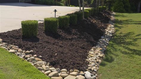 It is the matter of make it interesting to see so that not only you and your family that will be so happy to see. DIY Garden Edging Ideas for Your Yard | Exmark Original Video