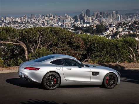 The Glorious Gt S Heralds A New Era For Mercedes Sports Cars Wired