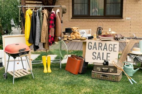 40 Best Things To Sell To Make Money Turn Your Unwanted Items Into