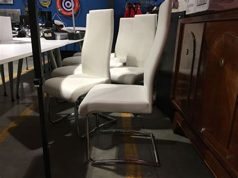 Because of this, they need to have the qualities that will make their. SET OF 8 UPHOLSTERED WHITE BOARDROOM STYLE CHAIRS - Able ...