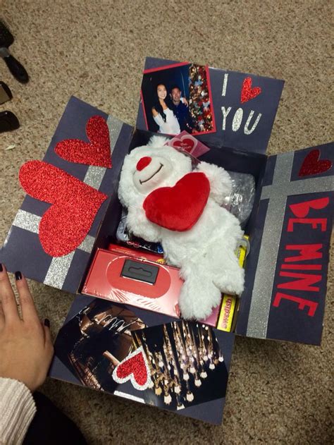 Valentines day gifts for boyfriend online. Valentine's Day care package | Valentines day care package ...