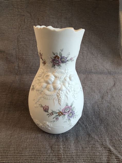 Schöne Kaiser Biskuit Porzellan Vase Rosalie 1 A Zustand Blumenmuster