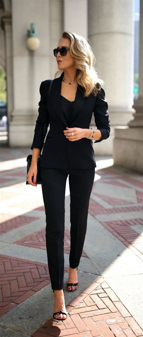 Modern Pant Suit Outfits For Working Women Classy Business Outfits