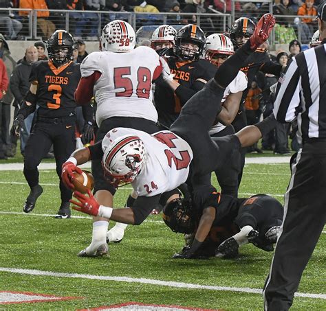 La Salle Football Plays Massillon Washington In Dii State Title Game