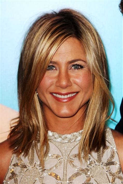 This is a long blonde straight hairstyle for women, this straight hairstyle is a great style for jennifer and will also suit those with straight hair as the layers added to the ends of the hair adds movement and creates texture. Jennifer Aniston Layered Long Bob Hairstyle Hairstyles ...