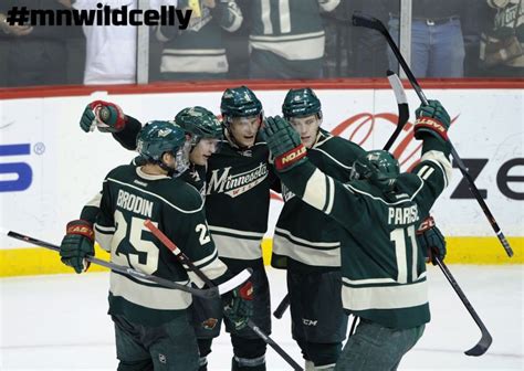 Oh Captain My Captain Celebrate Koivu Mnwildcelly Nhl Players Minnesota Wild Boston Red Sox