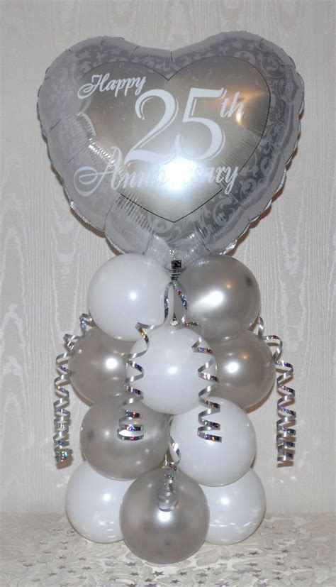 Balloon On A Base Display Makes A Great Table Centerpiece 1