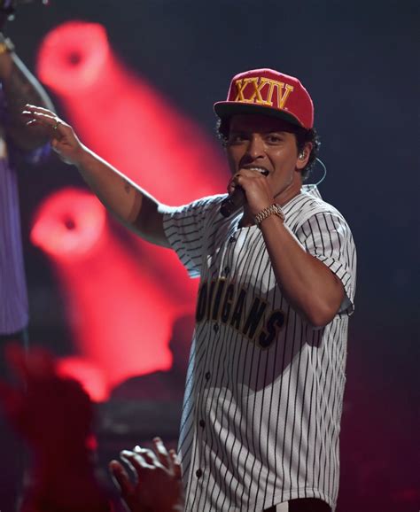 In A Twitter Qanda Bruno Mars Says He Wants To Collab With Chance The