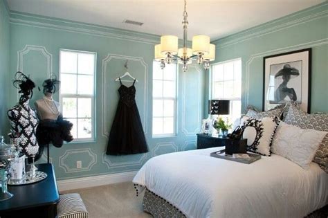 See more ideas about audrey hepburn inspired, tiffany birthday party, tiffany birthday. Audrey Hepburn inspired room | apartment | Pinterest ...