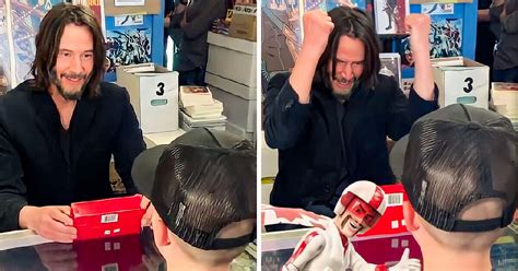 Keanu Reeves Has A Viral Moment Bonding With A 9 Year Old Boy And Now