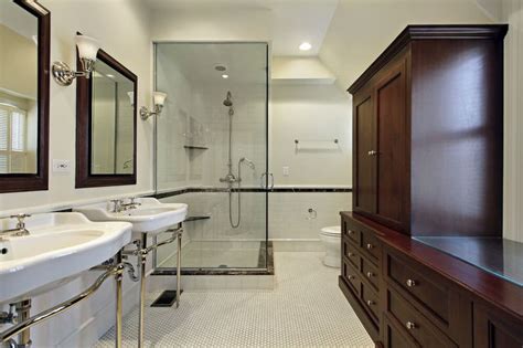 34 Large Luxury Primary Bathrooms That Cost A Fortune In 2021