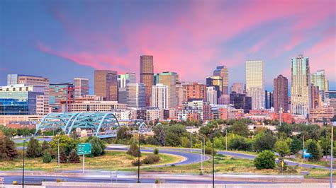 Panorama Panoramy Denver O Zmierzchu Zdjęcia Stockowe I Więcej