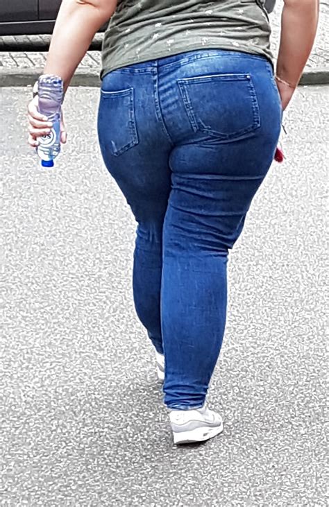 Bbw Milf With Thick Legs And Butt In Tight Jeans 18 34