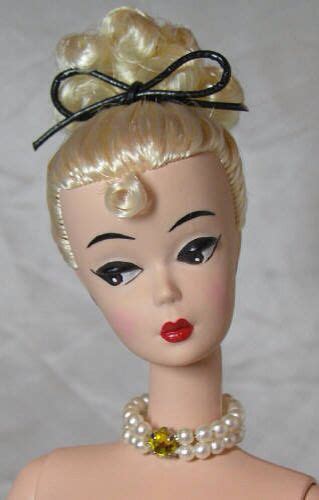 Bild Lilli The German Doll Which Inspired Ruth Handler S Barbie Vintage Barbie Barbie