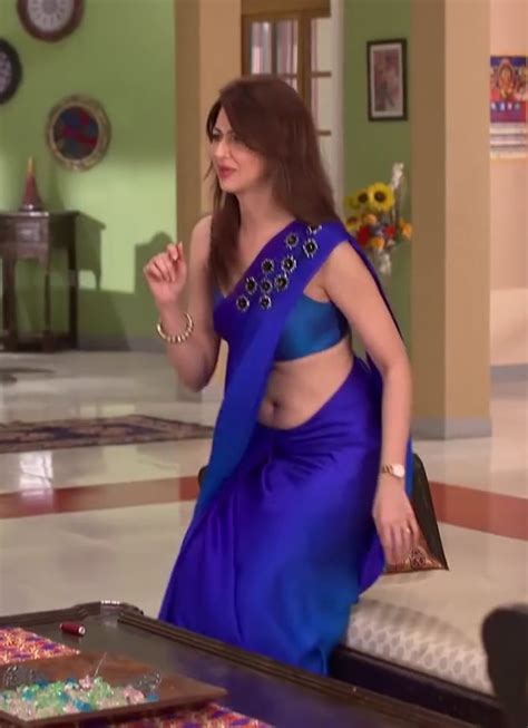 Tvs Sexiest Bhabhi Saumya Tandon Hot Navel Slip In Blue Saree