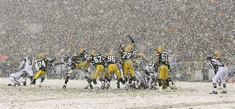 In Swirling Snow Packers Leave Mark The New York Times