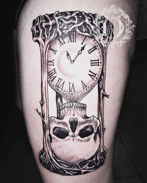 160 Beautiful Hourglass Tattoos Designs With Meaning 2022