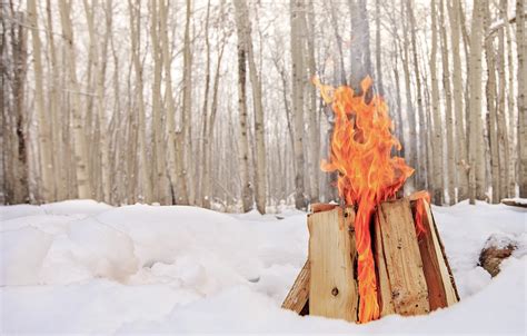 Обои зима снег огонь костёр картинки на рабочий стол раздел природа