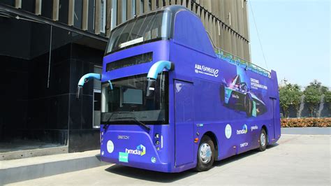 Switch Eiv22 The First Indian Electric Double Decker Delivered In