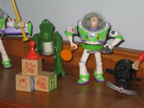 Dan The Pixar Fan Toy Story 2 Action Figure Collection