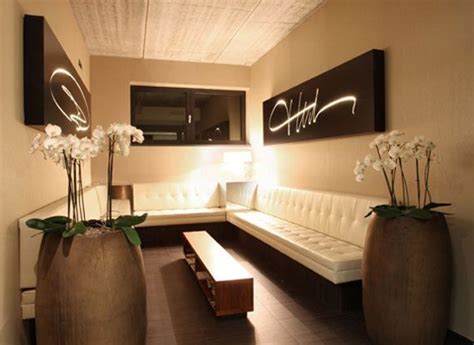 On the one hand, an extra bedroom presents an opportunity to host friends and family when they're visiting. Pin on Reception Area