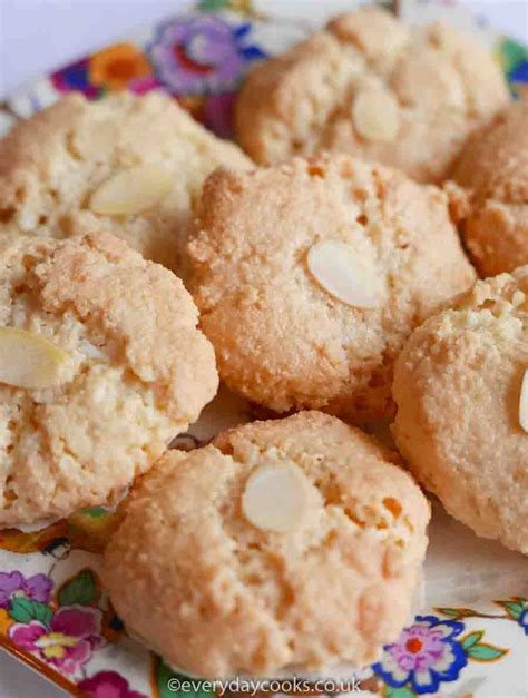 Almond Macaroons The English Kind Everyday Cooks Recipe Almond