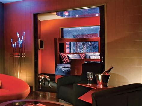 the coolest honeymoon suites in the world honeymoon suite luxury honeymoon hotels room