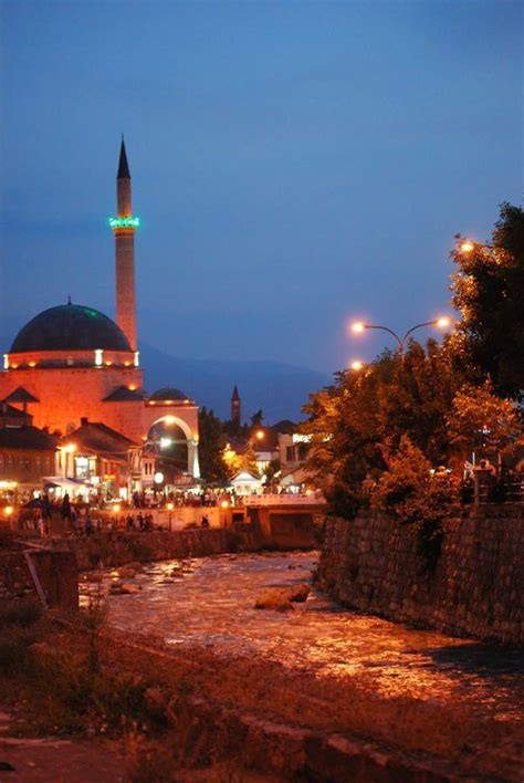 Kosovo, officially the republic of kosovo, is a partially recognised state in southeastern europe. Prizeren , Kosovo 🇽🇰 | Schöne orte, Albanien, Sommerfotos