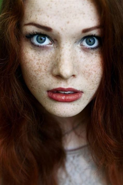 Pin By Fiona Hanley On People Redhead Beautiful Freckles Freckles Girl Women With Freckles
