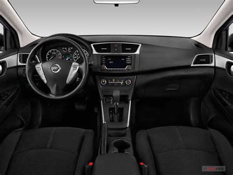 Introducir 95 Imagen Nissan Sentra Interior Thcshoanghoatham Badinh