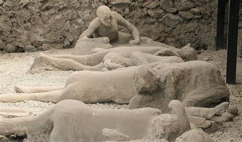 it was thought that the inhabitants of pompeii died slow deaths from suffocation over days or
