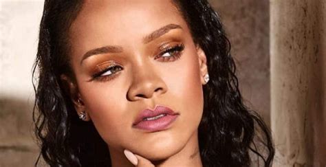 Insoliteun Album Fake De Rihanna A Vu Le Jour Hit Radio