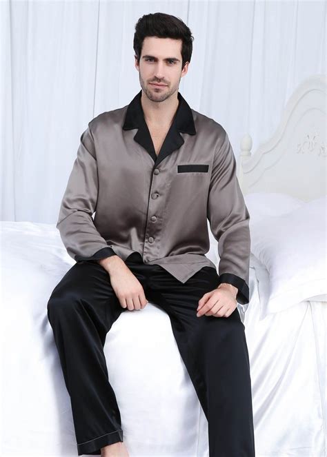 22 Momme Deep Contra Silk Pajamas Set For Men In 2020 Silk Pajama Set