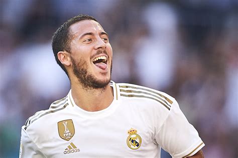 Азар эден (.) футбол полузащитник бельгия 07.01.1991. Eden Hazard scores first Real Madrid goal in win over Granada