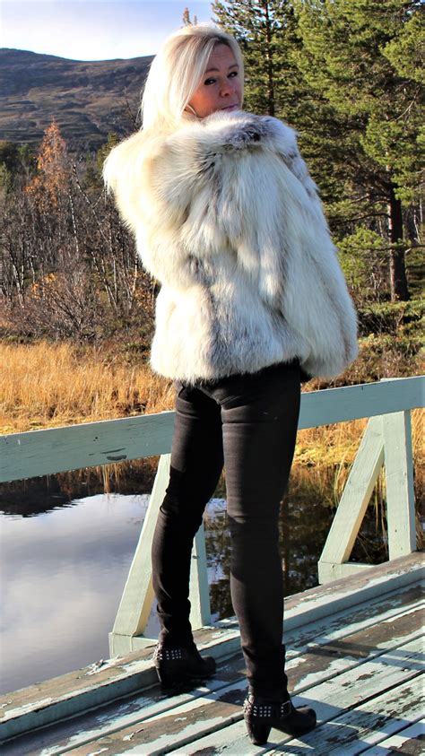 Pin By Jason Stone On Amazing Furs Fur Fashion White Fur Coat Beautiful Coat