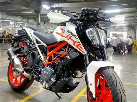 Check mileage, colors, duke 390 speedometer, user reviews, images and pros cons at colour options and price in india. Launched: 2018 Duke 390 Changes & New White Colour: Details