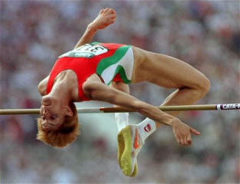 However, the official highest jump prior to justin bethel breaking the vertical jump world record the title was held by darren jackson of australia. ステフカ・コスタディノヴァ : 【世界陸上】20年以上破られていない陸上競技の世界記録・女子編【ドーピング ...